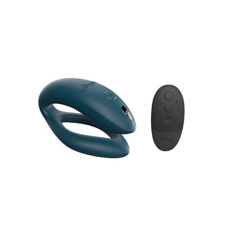 Sync O Hands-Free Dual Stimulation App-Enabled Wearable Partner Vibrator with C-Shape Design