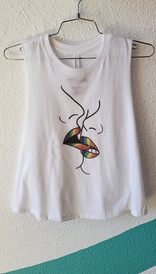 RAINBOW KISS CROP TANK